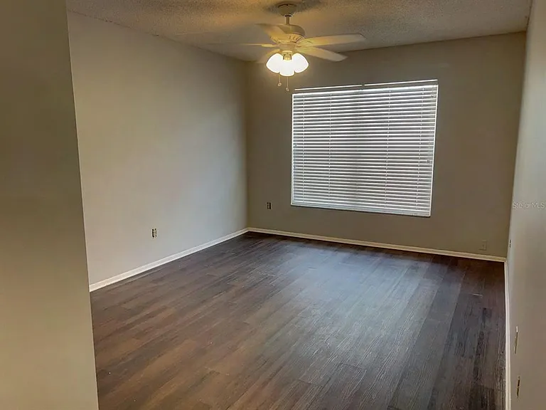 1421 Sophie Blvd — Photo 6