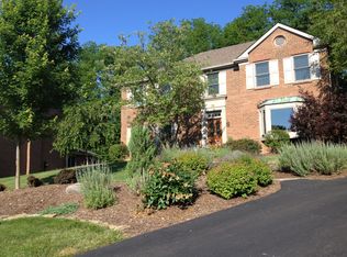 15 Trailbridge Dr, Cincinnati, OH 45241