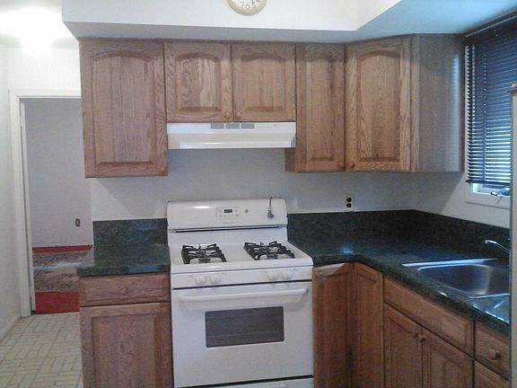 2nd image of 300 Arlene St Fl 1ST