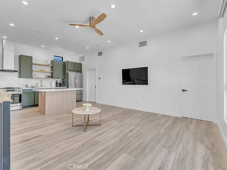 5046 Cerrillos Dr — Photo 18