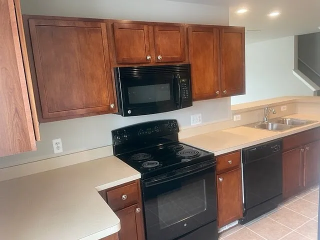 8401 Towne Center Cir S #5-60-60 — Photo 4