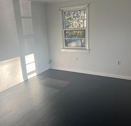 4th image of 54 Catlin Rd #1A