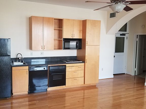 2nd image of 210 S 1st St Unit 411