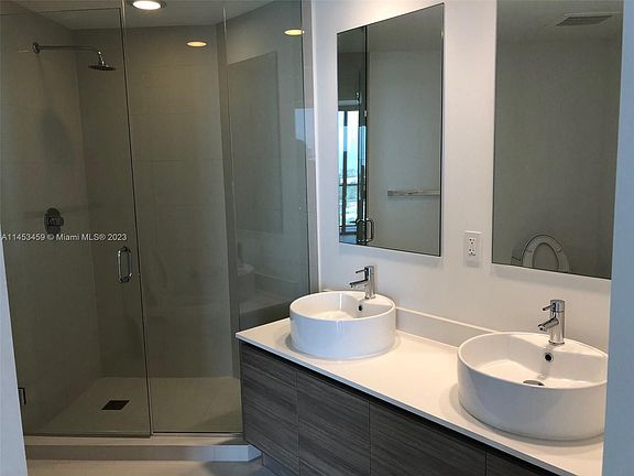 4th image of 3401 NE 1st Ave Unit 1916