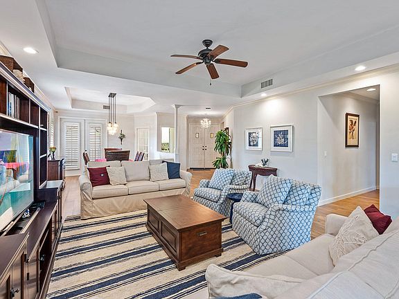 4th image of 2000 Royal Marco Way Unit 17