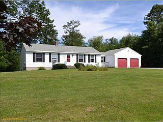 2nd image of 15 Farmlake Dr