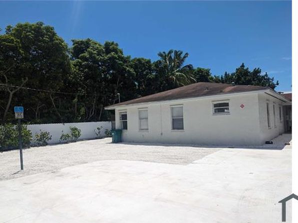 542 NW 92nd St APT 1