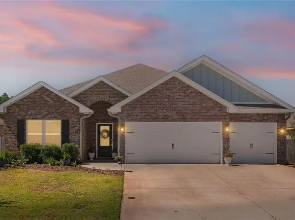 3356 Woodlands Dr, Saraland, AL 36571