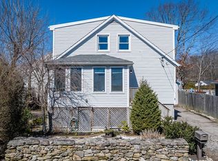 3 Davis St, Dartmouth, MA 02748
