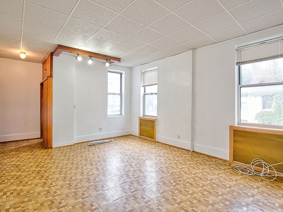1st image of 47 Saint Marks Pl #2B