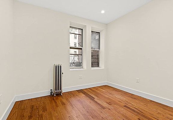4th image of 4 S Pinehurst Ave APT 1B