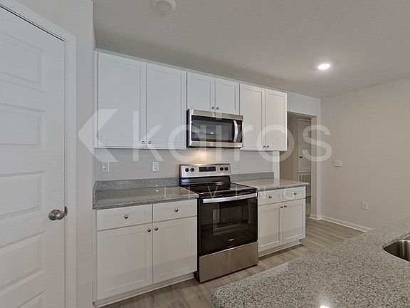 5th image of 120 Swallowtail Ln