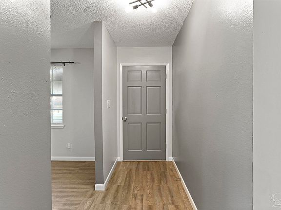 3rd image of 9900 Wanda Dr