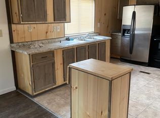 3569 E Warbler Ln, Kingman, AZ 86409