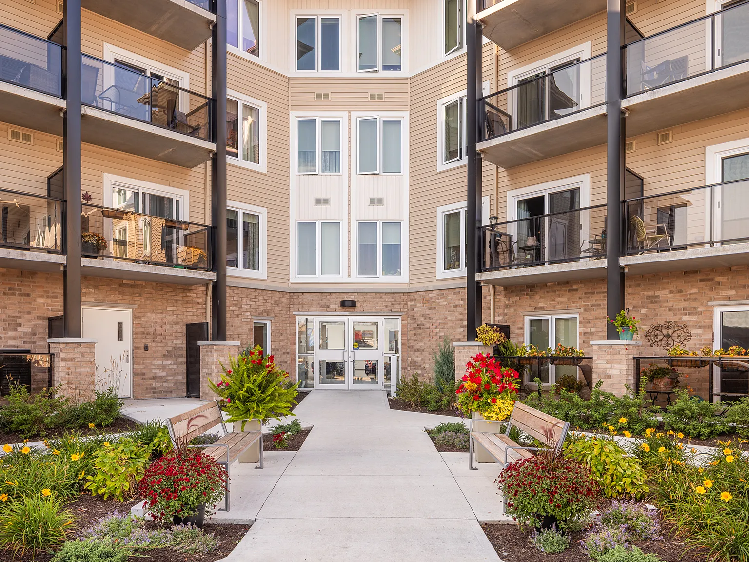 Pelham Junction Apartments — Photo 4