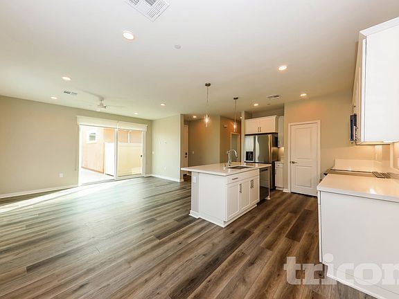 5th image of 1704 Lorraine Ave Unit 2
