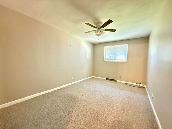 5th image of 1706 Richard Dr #A-f