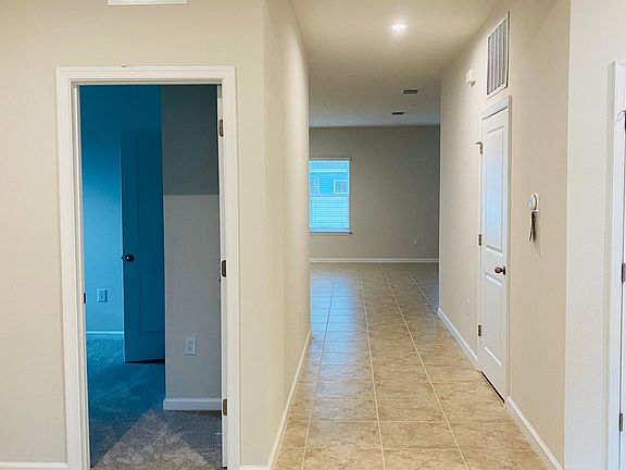 2nd image of 29307 Meadowcroft Ln