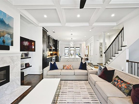 4th image of 1108 Briar Cove Cir