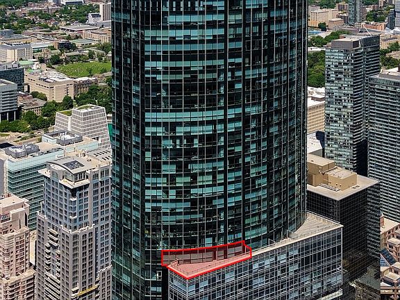 3rd image of 388 Yonge St #5907