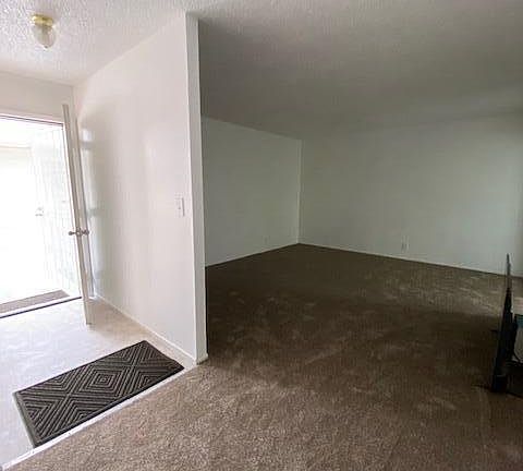 3rd image of 1470 S Palo Verde Ave #J-211