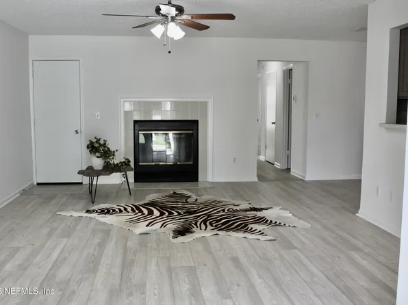 12627 Enchanted Hollow Dr, Jacksonville, FL 32225