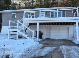 357 Terrace Dr, New Albin, IA 52160