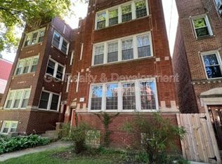1727 W Albion Ave #2, Chicago, IL 60626