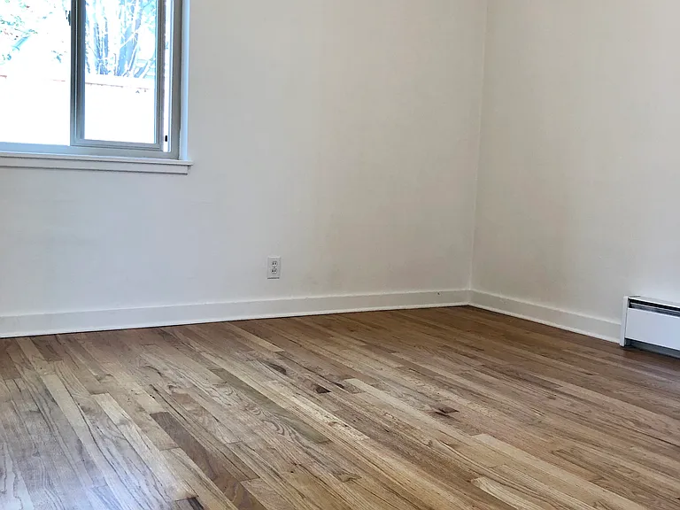 4203-4205 Evanston Ave N #105 — Photo 6