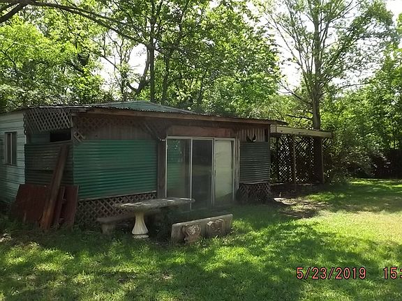 3rd image of 902 E Fm 323