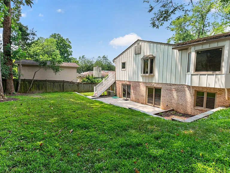 6216 Goodview St — Photo 48