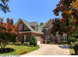 110 The Inner Cir, Spring Lake, NC 28390