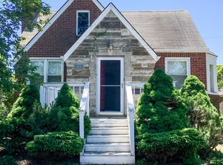 22632 Lakeland St, Saint Clair Shores, MI 48081