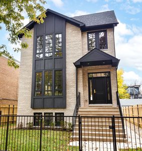 5534 N Wayne Ave, Chicago, IL, 60640