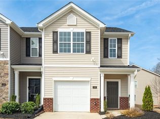 1261 Adrian Ct, Mebane, NC 27302