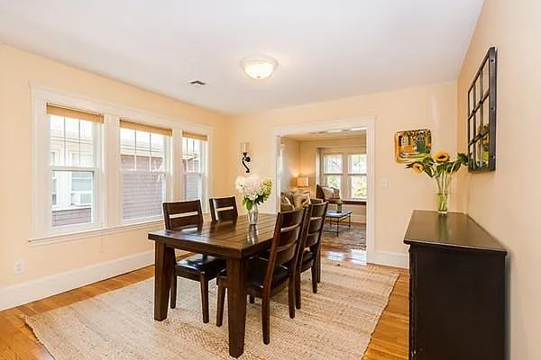 47 Newland Rd — Photo 2