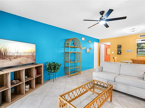 5th image of 5959 Winkler RD #114