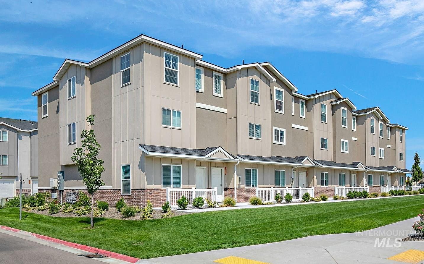 4044 W Ski Jump Ln, Meridian, ID 83642 | MLS #98940446 | Zillow