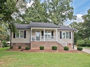 35 Oak Dr SW, Concord, NC 28027