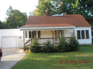 202 E Stray St, Ludington, MI 49431