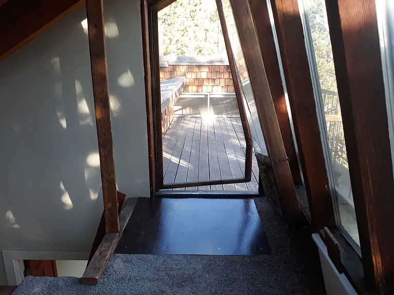 21572 Donner Pass Rd — Photo 34