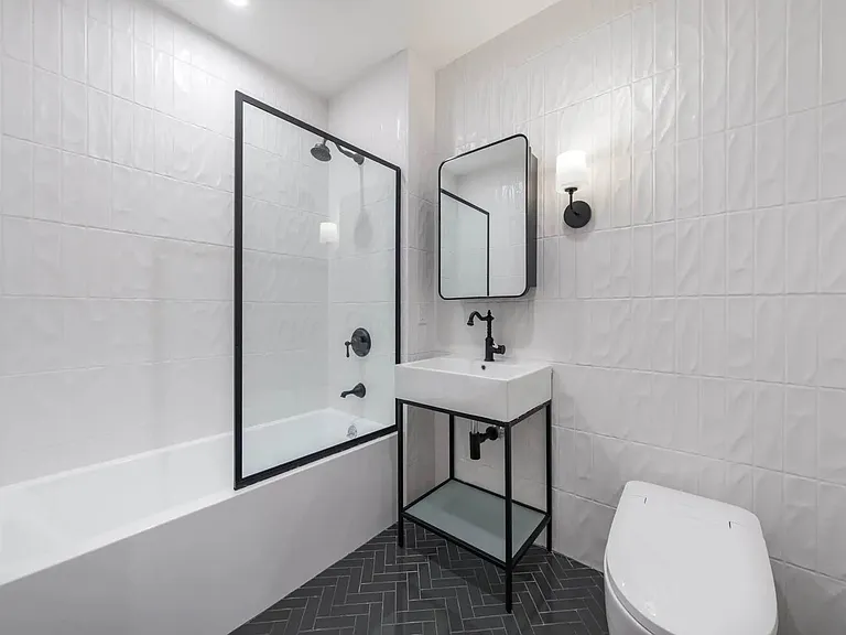 270 Sullivan Pl #6F — Photo 5