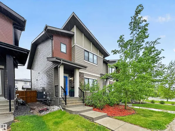 17 Amesbury Wynd, Strathcona County, AB T8B 0B5