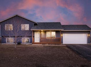 315 Gloria Ave, Green Isle, MN 55338