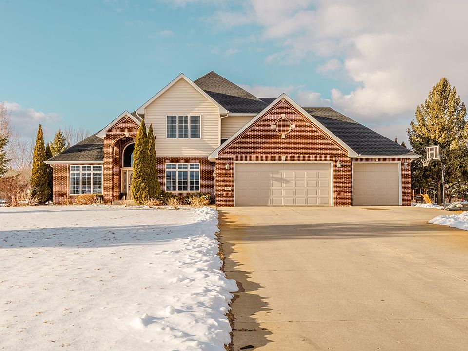 1st image of 963 Latoka Heights Ln SW