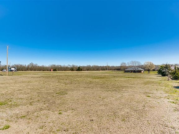 3rd image of 5275 Private Road 1162