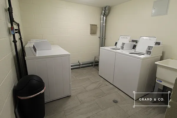 Rented by Grand & Co. | media 20