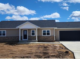 702 Eisenhower St, Baraboo, WI 53913