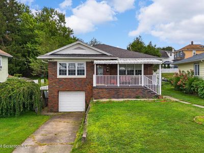 2211 Prospect Ave, Scranton, PA, 18505