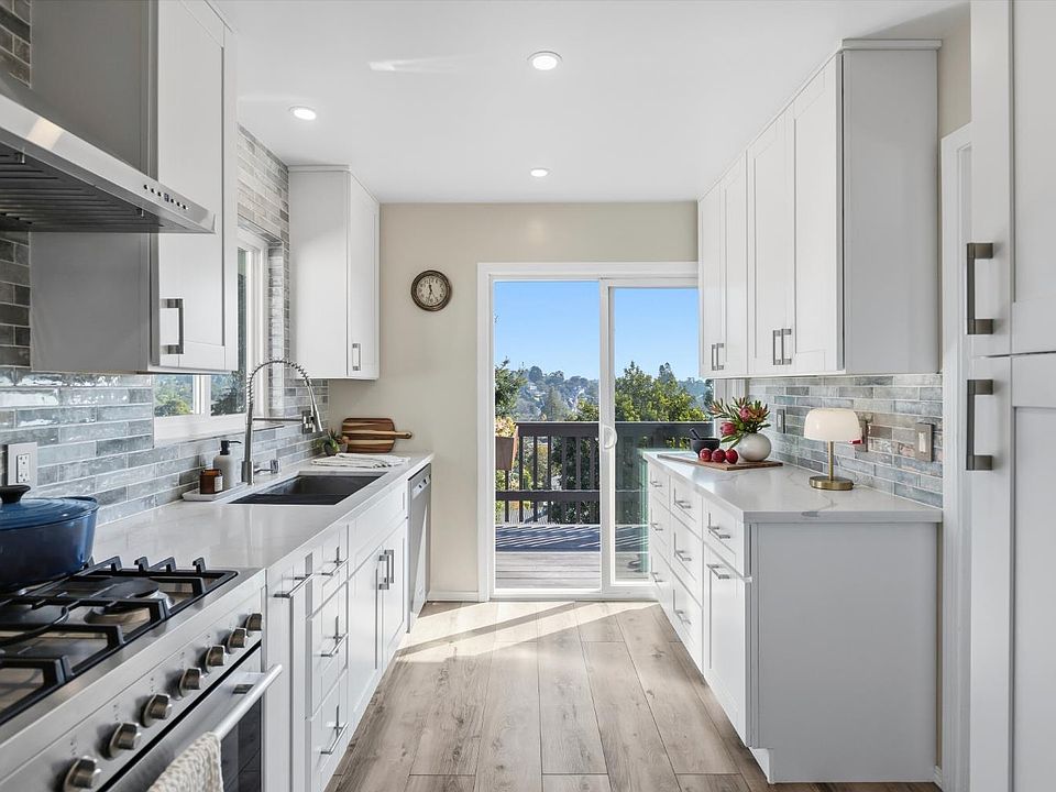 1st image of 1422 Nye Street